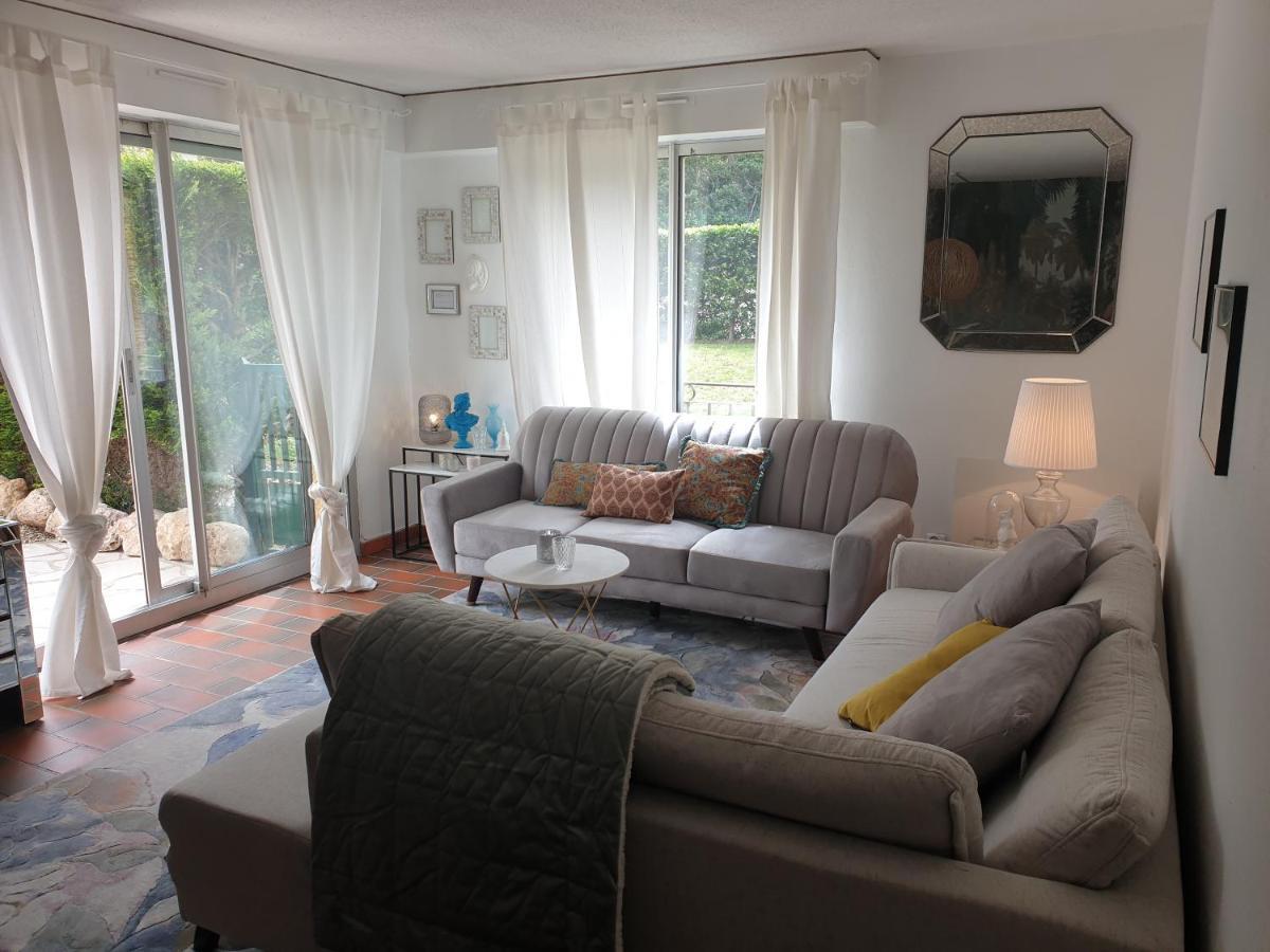 Appartement Spacieux Avec Jardin Coeur De St Tropez Saint-Tropez Exterior foto